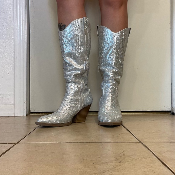 Sparkling Cowgirl boots - Picture 2 of 12